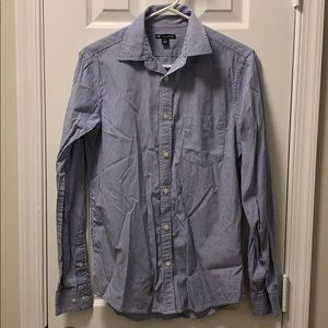 GAP Men’s striped dress shirt, size xs